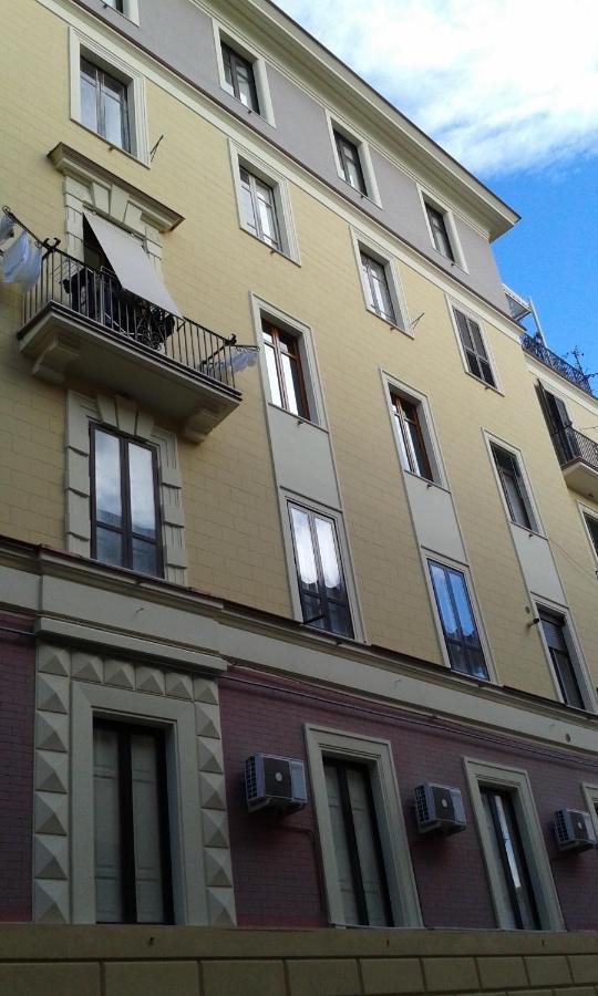 Primo Posto Acomodação com café da manhã Salerno Exterior foto
