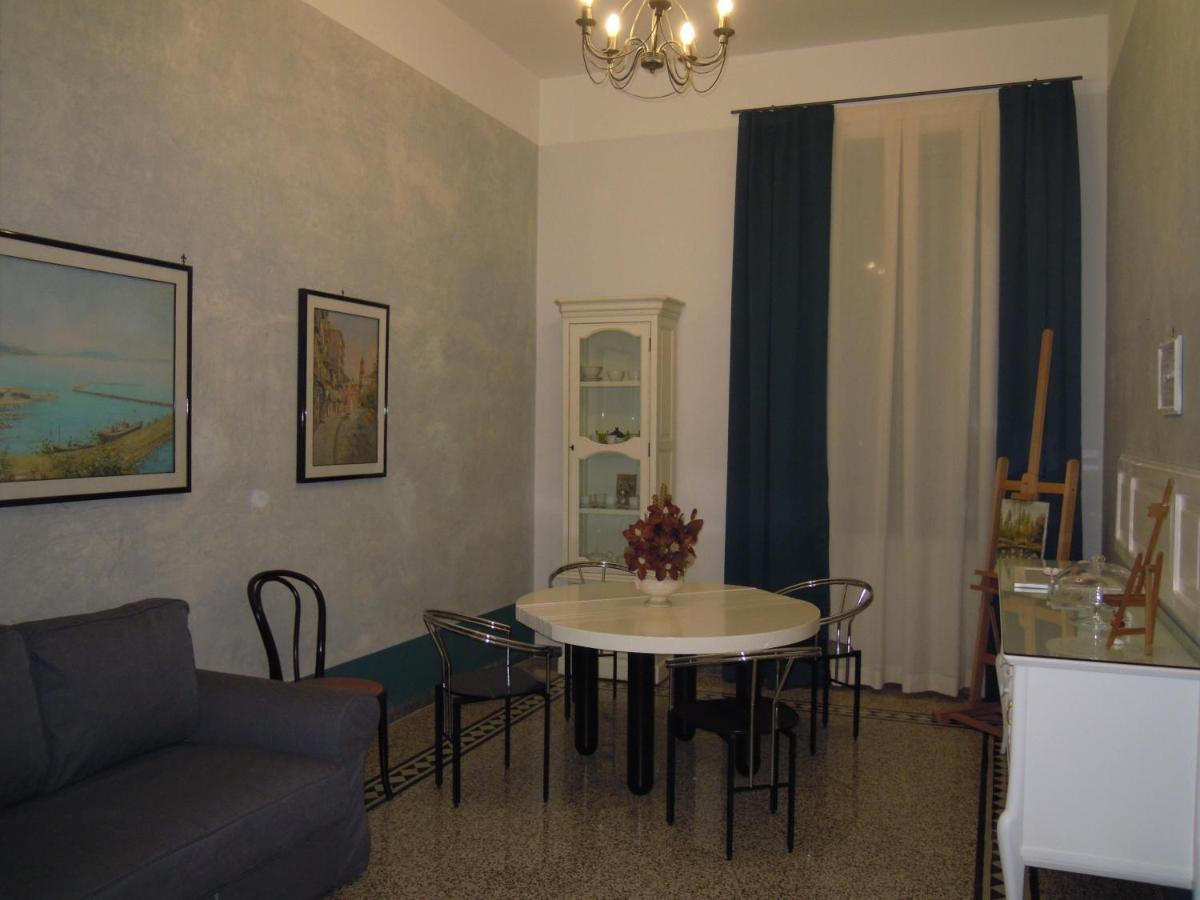 Primo Posto Acomodação com café da manhã Salerno Exterior foto
